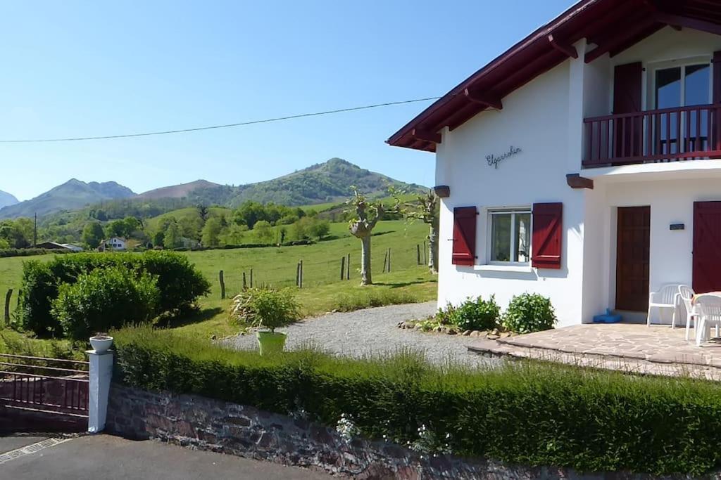 Gite Individuel Au Pays Basque A 1,5Km De St-Jean-Pied-De-Port 圣让皮耶德波尔 外观 照片